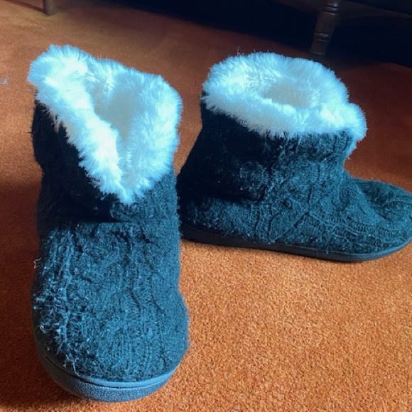 Hometop slippers size 11-12 (EU 42-43) - Picture 2 of 2